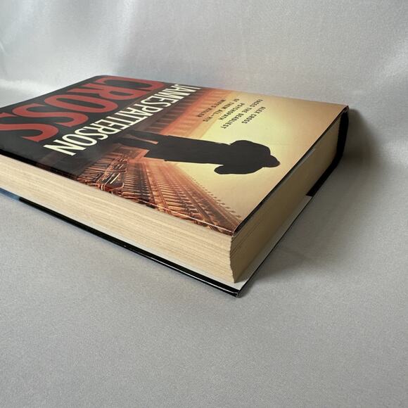 Cross - Hardcover By Patterson, James - Large Print - 2006 - VERY GOOD - Picture 4 of 5